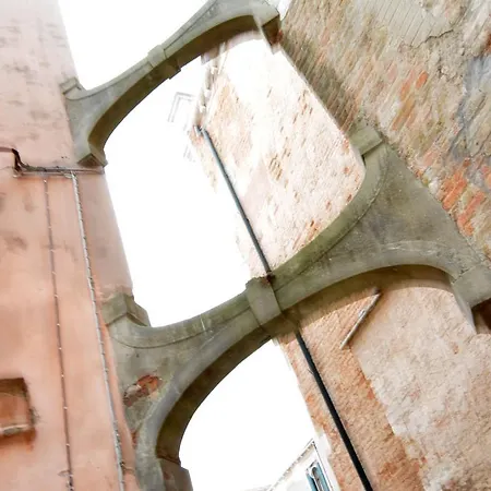 Apartamento Roof Balcony, 2pax, Aircond, Wifi *