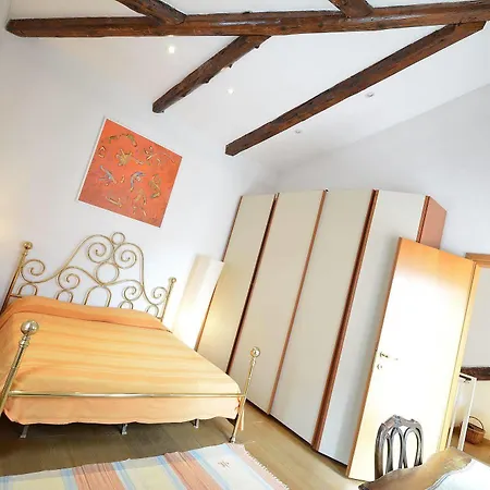Roof Balcony, 2pax, Aircond, Wifi Apartamento